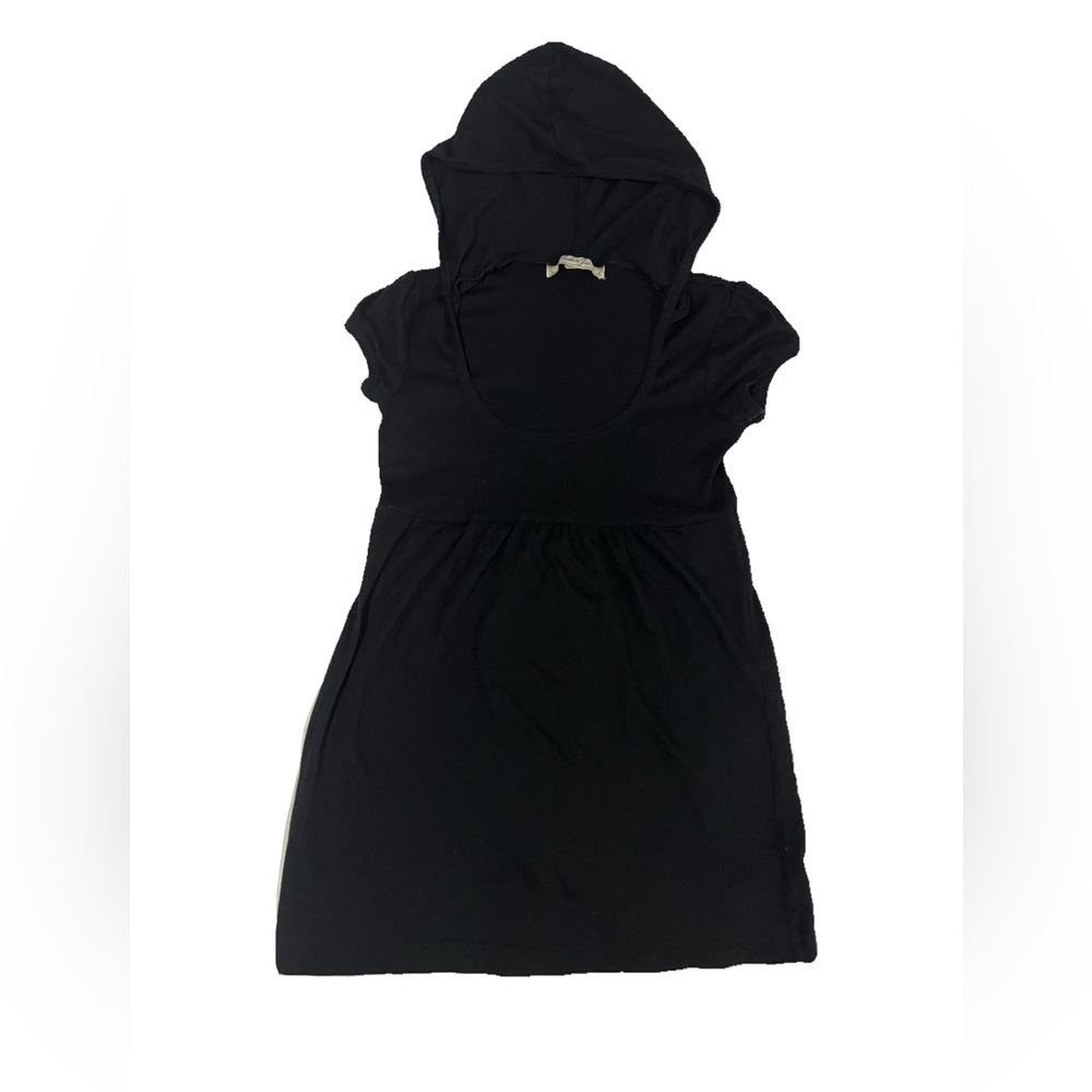 Black Hooded tee